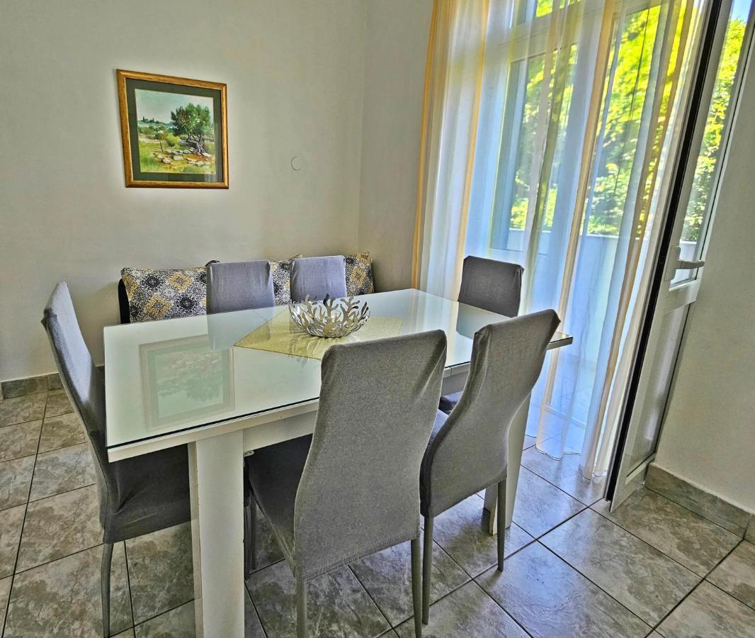 Apartment Nina Marie Спліт Екстер'єр фото